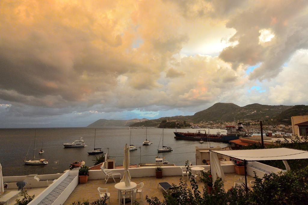 Vila Casa Athena Lipari  Exteriér fotografie